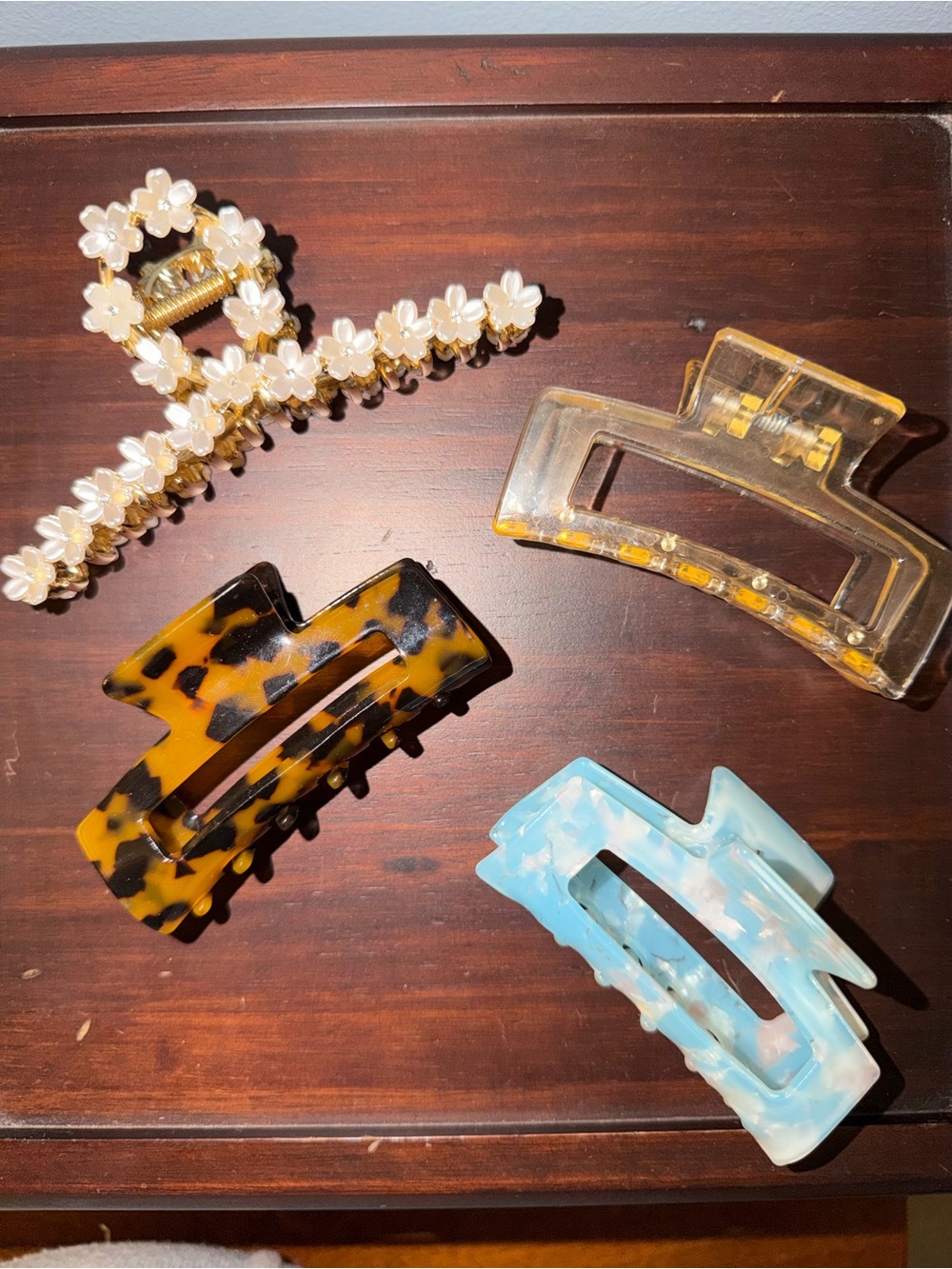 Assorted Claw Clips